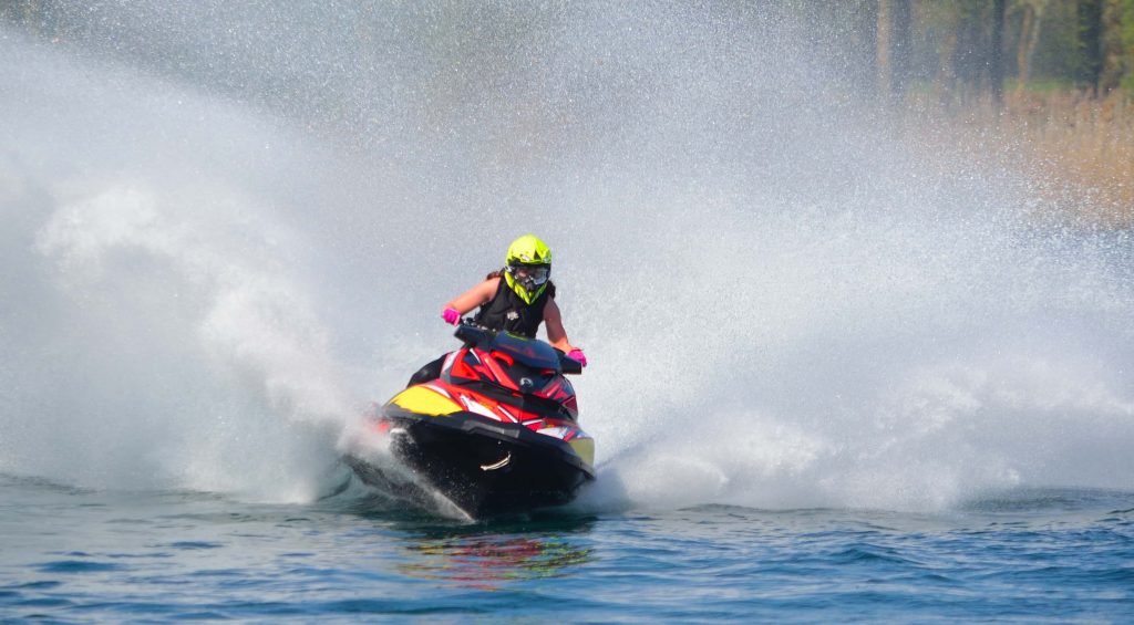 bentota-water-sports-srilanka-moonheaven-travels