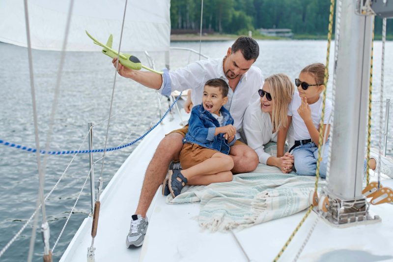 family-holiday-tour-moonheaven-travels-srilanka
