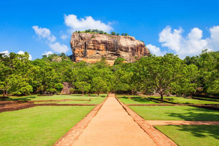 sigiriya-unesco-heritage-moonheaven-travels